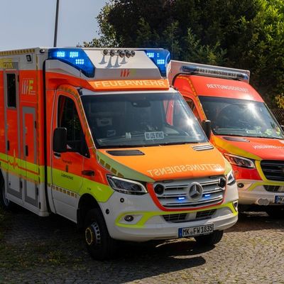 FW-MK: Ammoniakaustritt sorgt für Massenanfall von Verletzten am Reiterweg