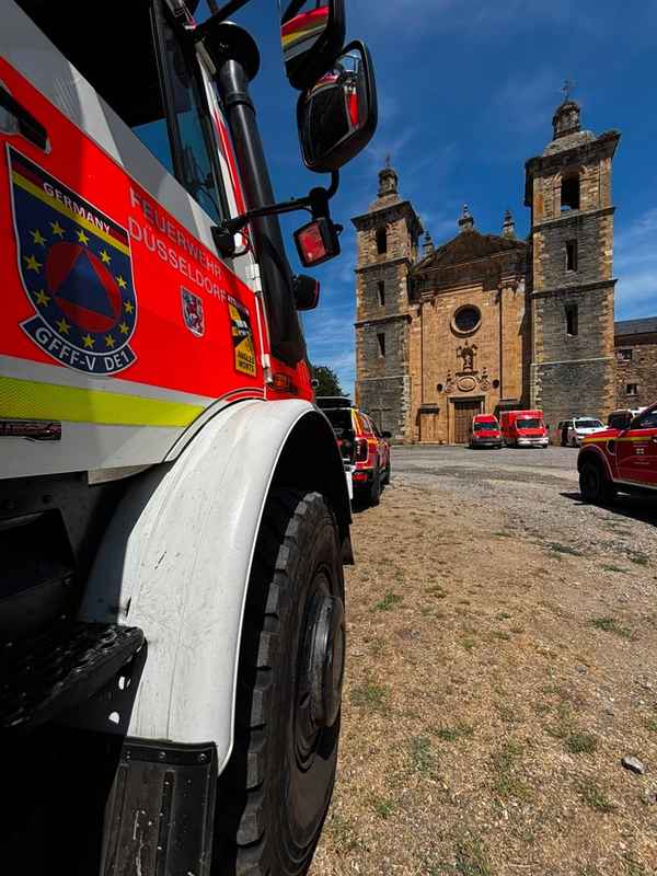 FW-D: FOLGEMELDUNG 1: Feuerwehr Düsseldorf unterstützt als Teil der EU-Waldbrandeinheit in Spanien bei der Waldbrandbekämpfung