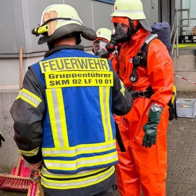 FW Schalksmühle: Gefahrstoffeinsatz am Gewerbering