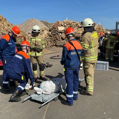 FW Lehrte: Erfolgreicher Ausbildungsnachmittag der Stadtjugendfeuerwehr Lehrte