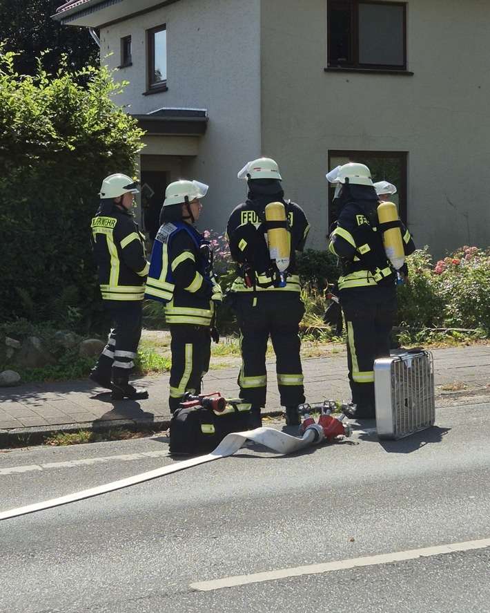 FFW Schiffdorf: Beschädigte Gasleitung sorgt für Großaufgebot der Feuerwehr