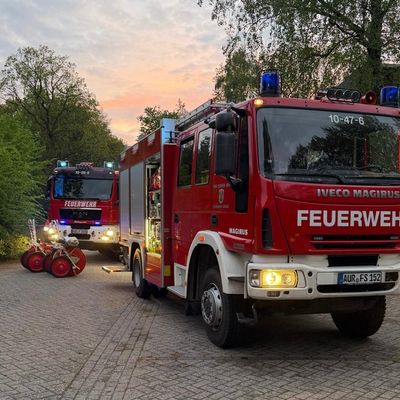 FW-AUR: Rauchentwicklung aus Turnhalle