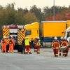 FW Neumünster: Gefahrguteinsatz in Neumünster-Süd: Batteriesäure ausgetreten - zwölf Personen verletzt
