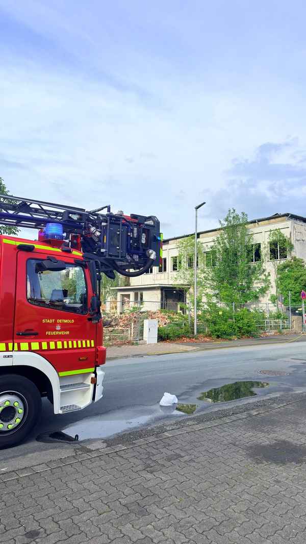 FW-DT: Unklare Rauchentwicklung - zwei Personen gerettet