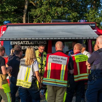 FW-MK: 10.000 Quadratmeter Waldbrand fordert hunderte Einsatzkräfte über fast 48 Stunden