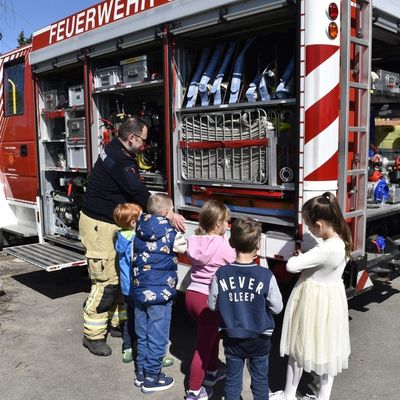 FW-KLE: Brandschutzerziehung der Freiwilligen Feuerwehr Kleve - Löschzug Materborn