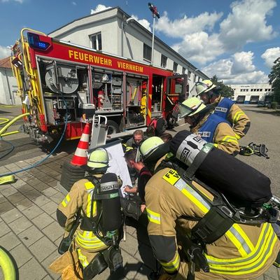 FW Weinheim: Wenn jede Minute zählt, Einsatzmarathon für Weinheims Feuerwehr