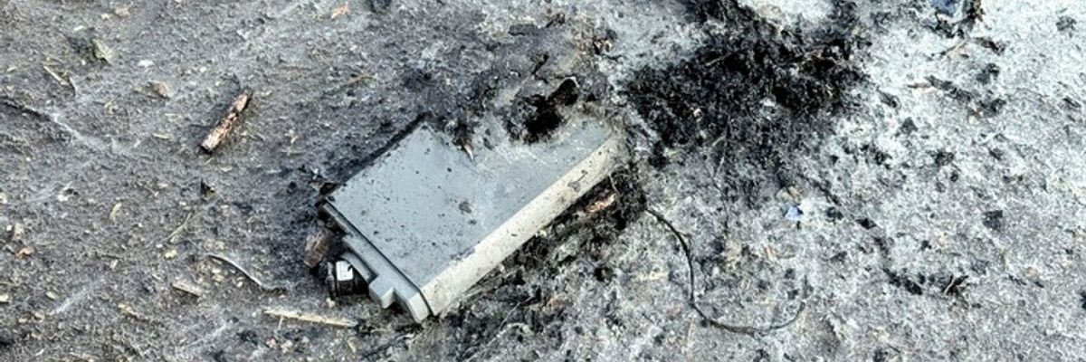 FW-KLE: Erneuter Brand in einem Müllwagen durch unsachgemäß entsorgte Akkus im Hausmüll - Die Feuerwehr verhinderte ein Übergreifen des Brandes auf den gesamten Müllwagen
