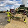FW Grevenbroich: Feuerwehr löscht Brand an Ballenpresse auf Stoppelfeld bei Gustorf