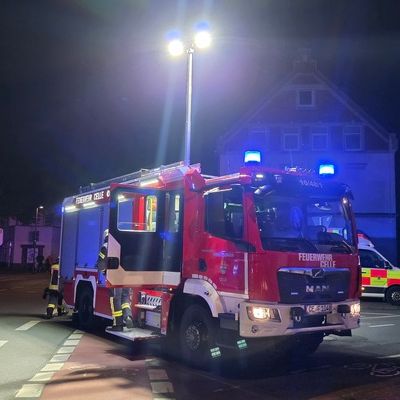 FW Celle: Feuer auf Dachterrasse im 8. OG!