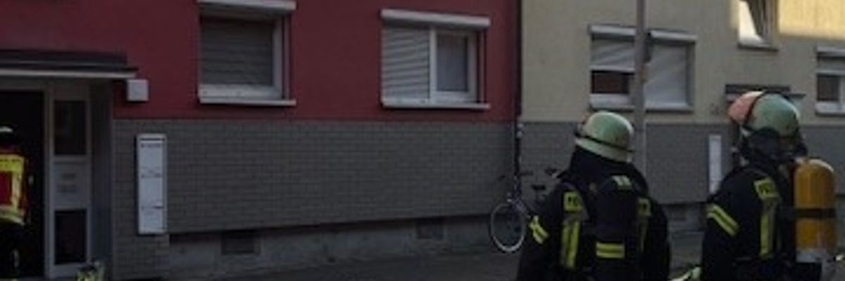 FW-BN: Umsichtiges Verhalten verhindert größeren Schaden bei Küchenbrand in der Weststadt