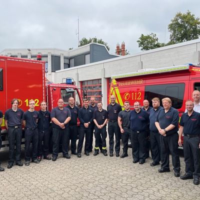 FW-Heiligenhaus: Feuerwehreinheiten absolvieren gemeinsame Einsatzübung