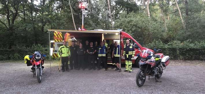 FFW Schwalmtal: Gemeinsame Übung der Einsatzleitwagen-Gruppen aus Niederkrüchten und Schwalmtal