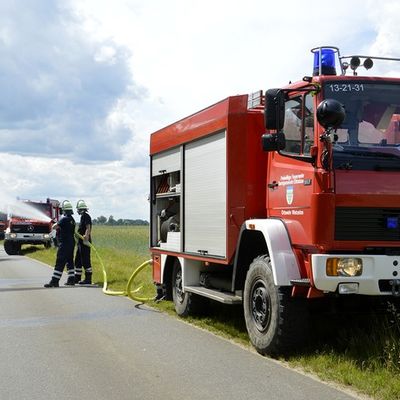 FW Lüchow-Dannenberg: 3. Zug der Kreisfeuerwehrbereitschaft übt Waldbrandszenario im Raum Müggenburg/Grabow +++ rund 30 Einsatzkräfte im Einsatz +++ zum ersten Mal Krad-Melder beteiligt