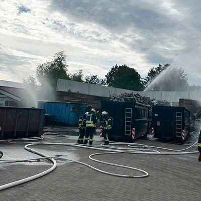 FFW Schwalmtal: Löschzug Waldniel übt Brandbekämpfung auf Reststoffverwertungsanlage