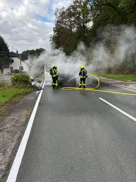 FW-EN: 2 PKW-Brände in Schwelm