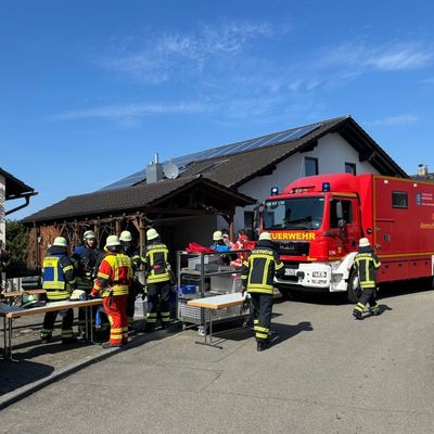 KFV Bodenseekreis: Großeinsatz für die Feuerwehr: Wohnhausbrand in Bermatingen