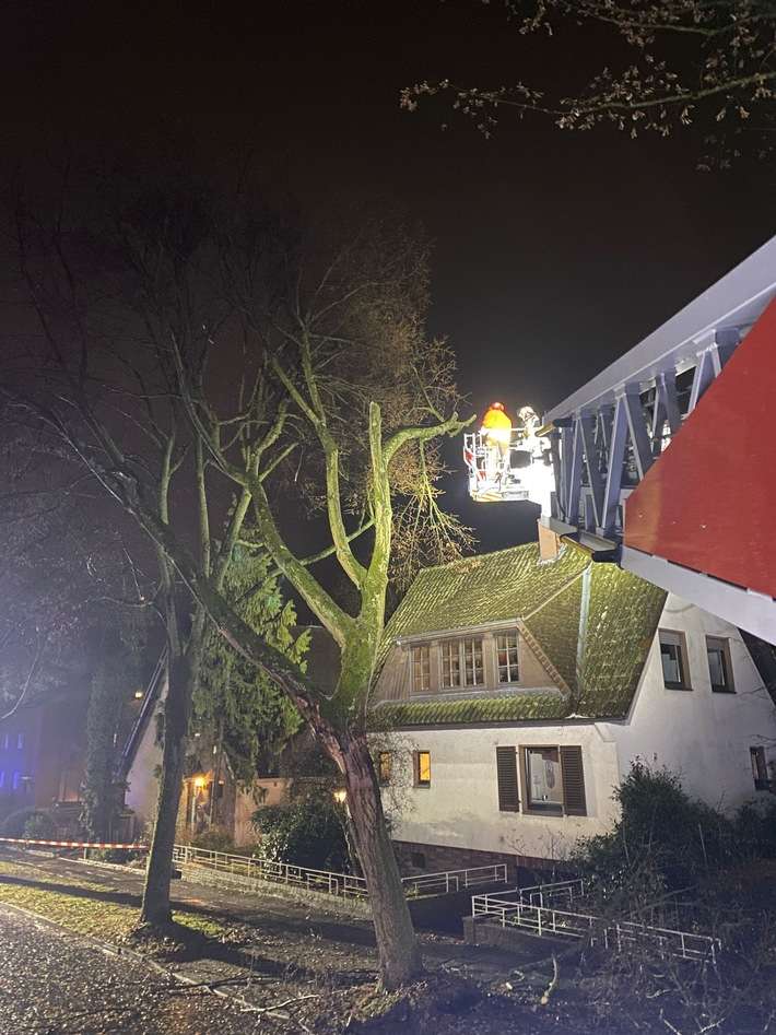 FW Datteln: Einsatzreicher Abend für die Feuerwehr Datteln