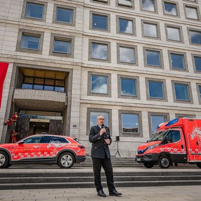 FW Stuttgart: Vorstellung einer neuen Designlinie für die Feuerwehr Stuttgart