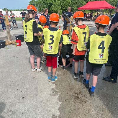 FW-EN: Wetter - Pfingstzeltlager der Jugendfeuerwehr im Kreis Soest - vier Tage voller Gemeinschaft, Spaß und Action
