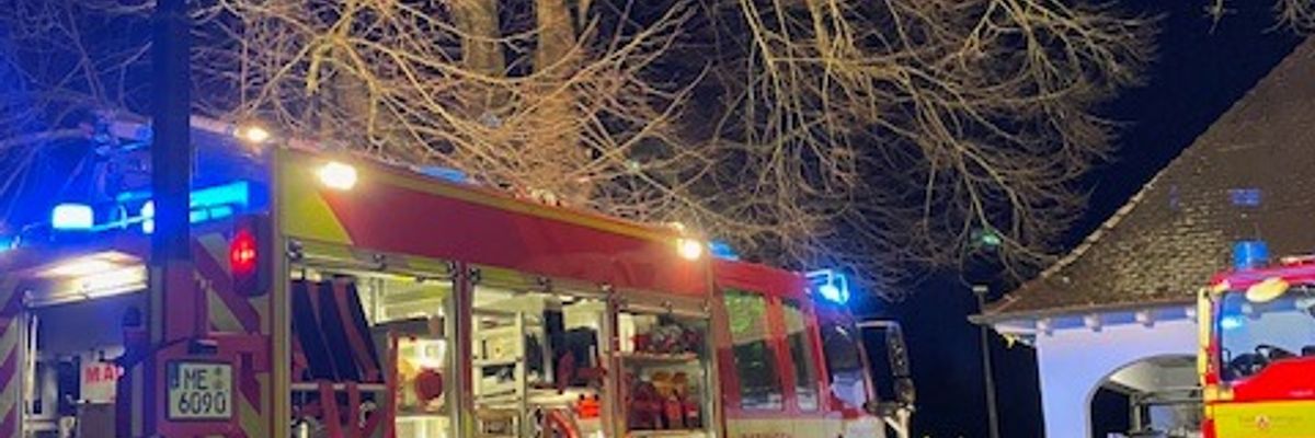 FW Ratingen: Gemeldeter Kaminbrand