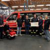 FW-NE: Königshaus spendet 2.000 Euro für die Kinderfeuerwehr - Tretautos und Materialien gesichert