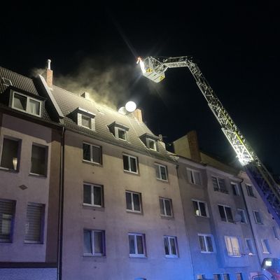 FW-DO: Nächtlicher Wohnungsbrand in der Dortmunder Nordstadt