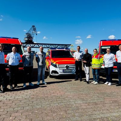 Feuerwehr Rostock: Neues Notarzteinsatzfahrzeug und neue Krankentransportwagen für Rostock