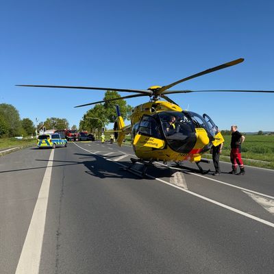 FW-DT: Schwerer Verkehrsunfall am Samstagmorgen auf der Lageschen Straße