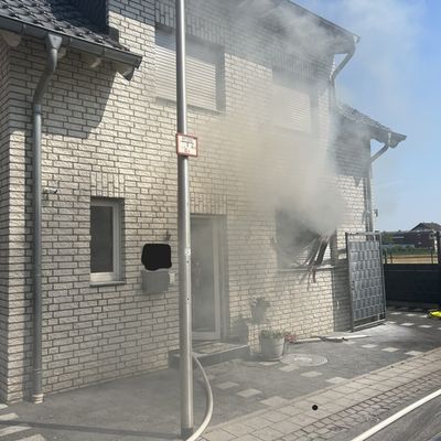 FW Düren: Küchenbrand in Düren - Dritter Feuerwehreinsatz des Tages