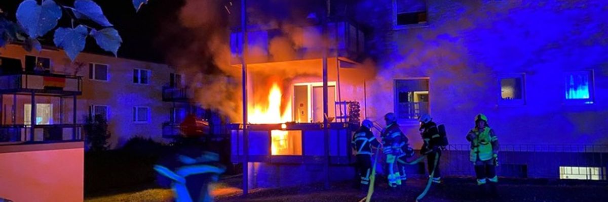 FW-MK: Zwei Brände an Gebäuden