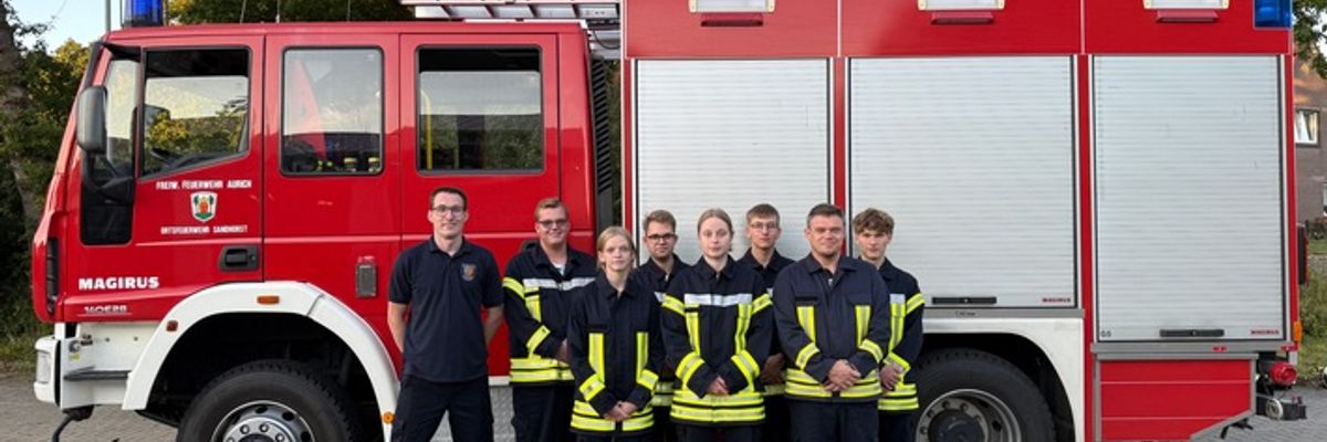 FW-AUR: Erfolgreiche Ausbildung neuer Einsatzkräfte