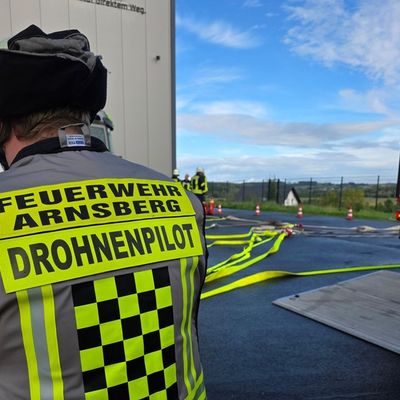 FW-AR: Feuerwehr Arnsberg bildet Einsatzkräfte für ABC-Einsätze aus