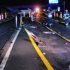 FW-EN: Kleintransporter verunfallt in Baustelle