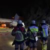 FW-E: Gefahrguteinsatz nach Verkehrsunfall auf der BAB 52 - Autobahn stundenlang gesperrt