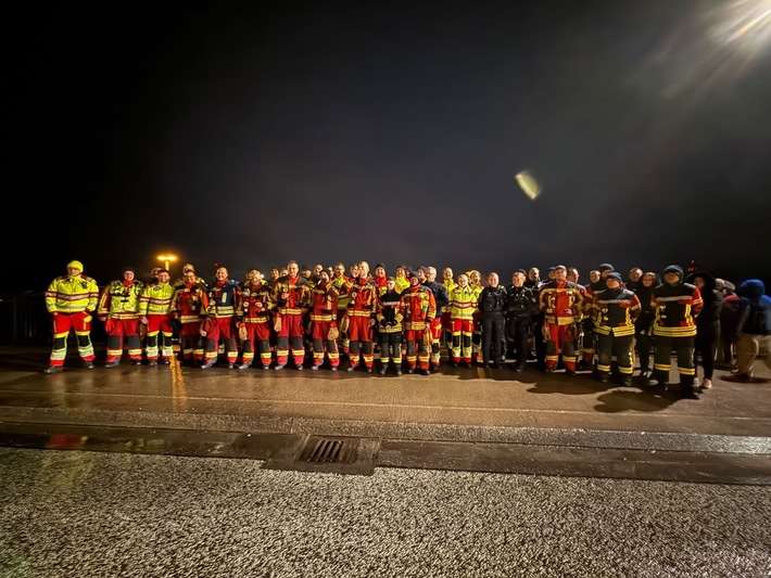 FW Neumünster: Silvesternacht - Abschlussbilanz einer vergleichsweise ruhigen Nacht in Neumünster