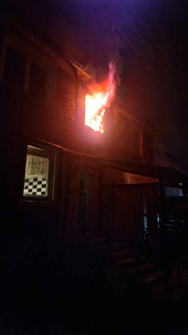 FW-RS: Dachstuhlbrand in Großhülsberg, Remscheid
