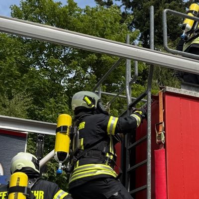 FW-AUR: Auricher Atemschutzgeräteträger absolvieren intensiven Fortbildungssonnabend