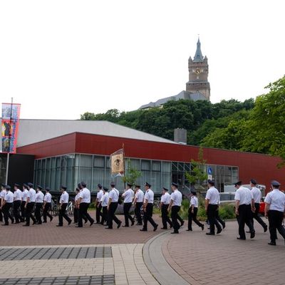 FW-KLE: Stadtfeuerwehrfest / 125 Jahre Löschzug Kleve und Musikzug