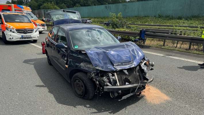 FW-EN: Verkehrsunfall BAB1 und Tier in Notlage