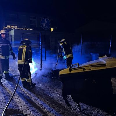 FW Datteln: 2026 fordert bereits in den ersten Stunden die Feuerwehr Datteln