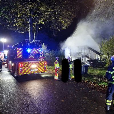 FW-PL: Ortsteil Pasel - Brand in Mehrfamilienhaus