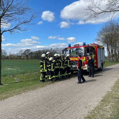 FFW Fredenbeck: Truppführer-Qualifikation in der Samtgemeinde Fredenbeck / Ein intensives Ausbildungswochenende für Führungskräfte von morgen