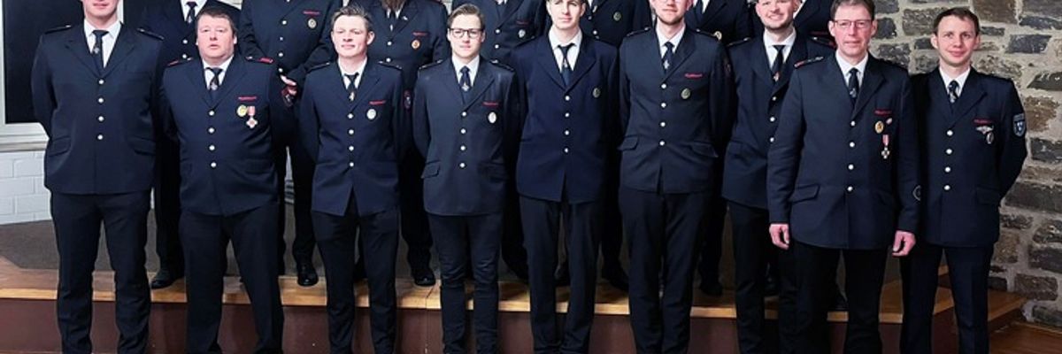 FW Beverungen: Jahresdienstbesprechung der Löschgruppe Tietelsen / Feuerwehrfest im April 2026 wirft seine Schatten voraus