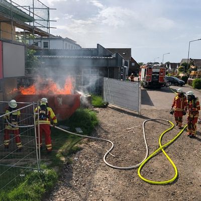 FW Minden: Einsatzreicher Freitag für die Feuerwehr Minden