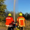 FW Lehrte: Regionsfeuerwehrbereitschaft des Brandschutzabschnitts 4 trainiert mit Kräften aus Burgdorf, Lehrte, Sehnde und Uetze die Wasserversorgung bei Vegetationsbränden