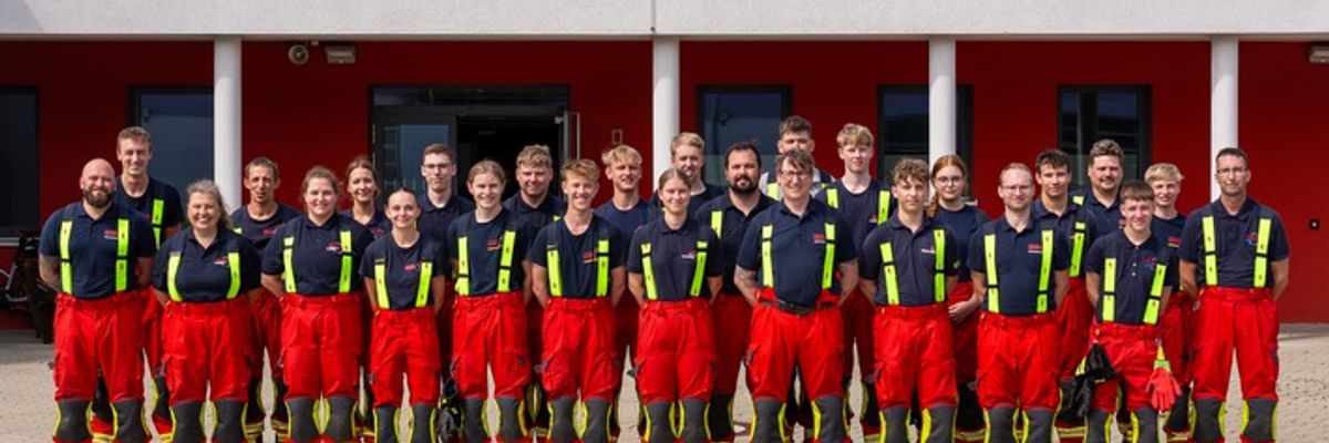 FW Lehrte: Nachwuchs für den Einsatz im Ehrenamt: 26 Feuerwehranwärter schließen Qualifizierungsstufe(QS1) in Lehrte erfolgreich ab.