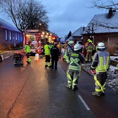FW Bocholt: Erfolgreiche deutsch-niederländische Zusammenarbeit bei Verkehrsunfall in Suderwick