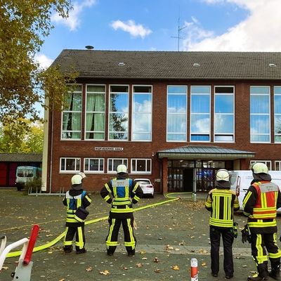 FW-BO: Mehrere Paralleleinsätze fordern Feuerwehr und Rettungsdienst