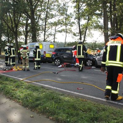 FW-ROW: Mehrere Verletzte nach Unfall